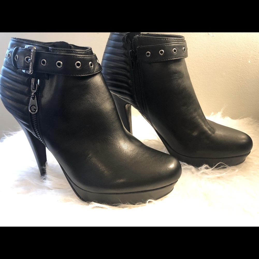 Women’s leather size 9.5 G by Guess brand booties